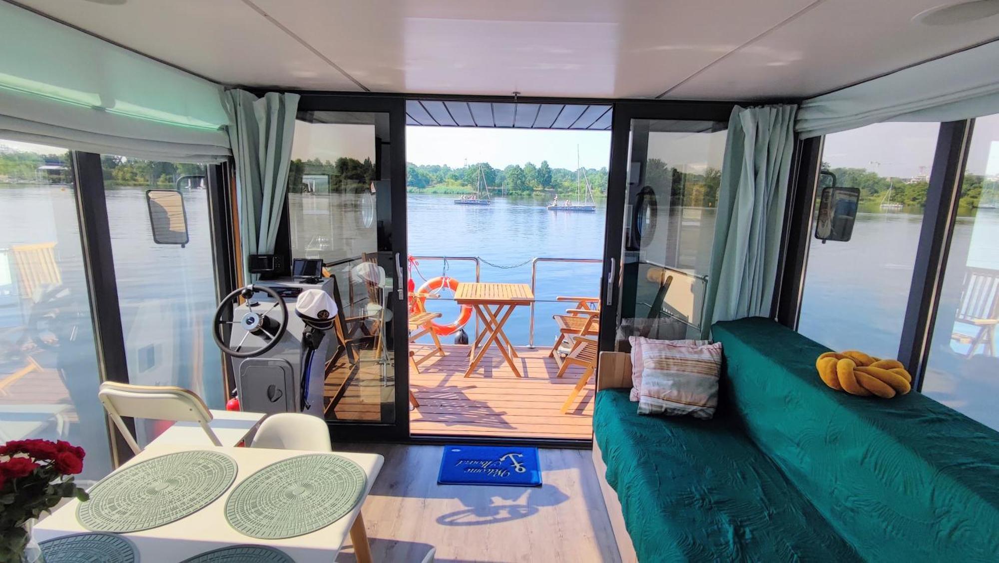 Houseboat Water Boy apartament pływający dom na wodzie łódź Apartamento Wrocław Exterior foto
